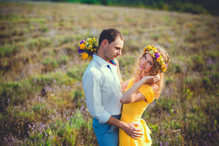 Fotógrafo de casamento Natalya Muzychuk (nmuzychuk). Foto de 1 de abril 2016