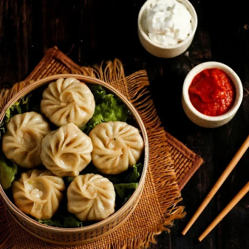 Steamed Paneer Momos