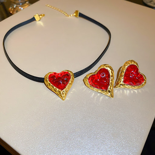Title 2, High End Temperament Pleated Heart-shaped Earri...