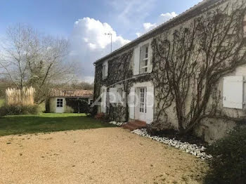 maison à La Roche-sur-Yon (85)