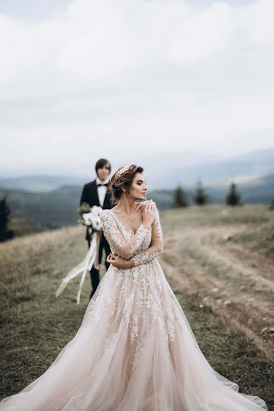 Fotografo di matrimoni Nadya Ravlyuk (vinproduction). Foto del 3 luglio 2019