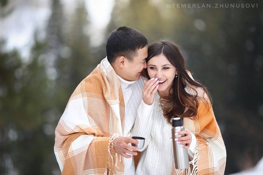 結婚式の写真家Temerlan Zhunusov (temerlanus)。2019 3月3日の写真