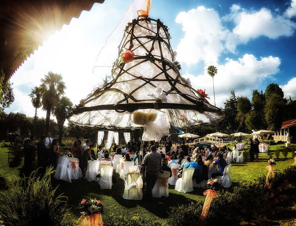 Fotógrafo de casamento Danny Gamboa (4bb4f3532ca1cc0). Foto de 20 de dezembro 2016