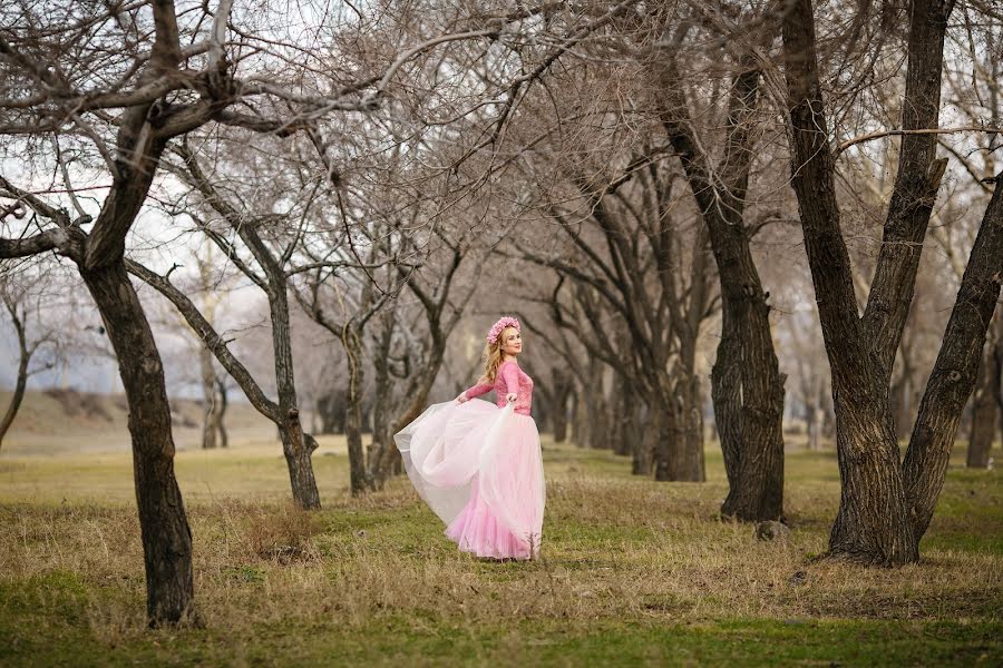 Wedding photographer Vladimir Kulymov (kulvovik). Photo of 15 April 2016