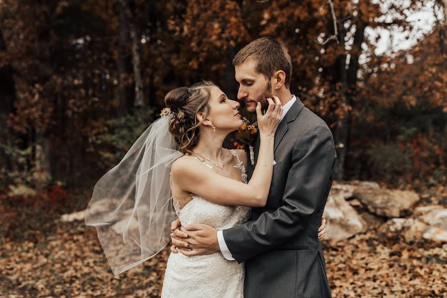 Fotografo di matrimoni Joy Lynn (joylynn). Foto del 8 settembre 2019