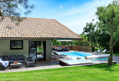 Villa avec piscine en bord de mer 5