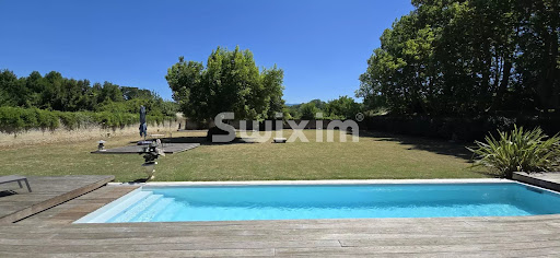 House with pool 4