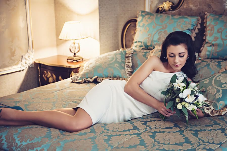 Wedding photographer Olga Denisova (olivy). Photo of 18 May 2014