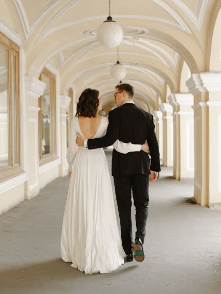 Fotografo di matrimoni Luiza Smirnova (luizasmirnova). Foto del 16 settembre 2019