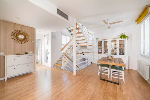 Maison avec terrasse 1