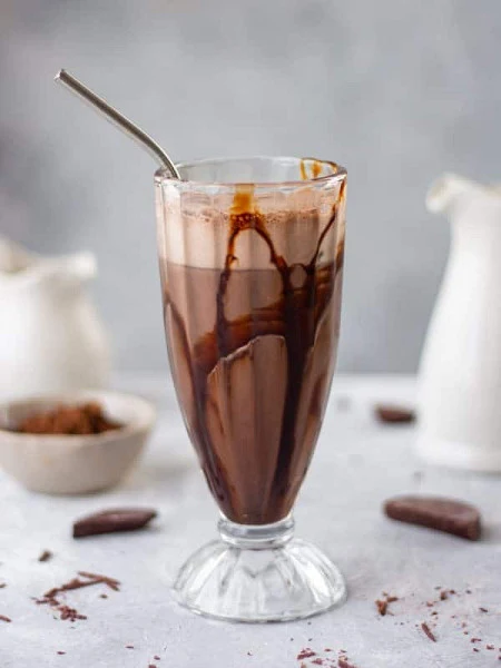 Chocolate Shake [Serves 1]