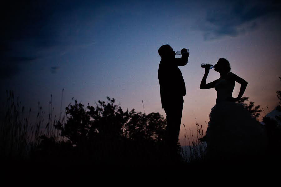 Fotografo di matrimoni Vali Matei (matei). Foto del 26 agosto 2015