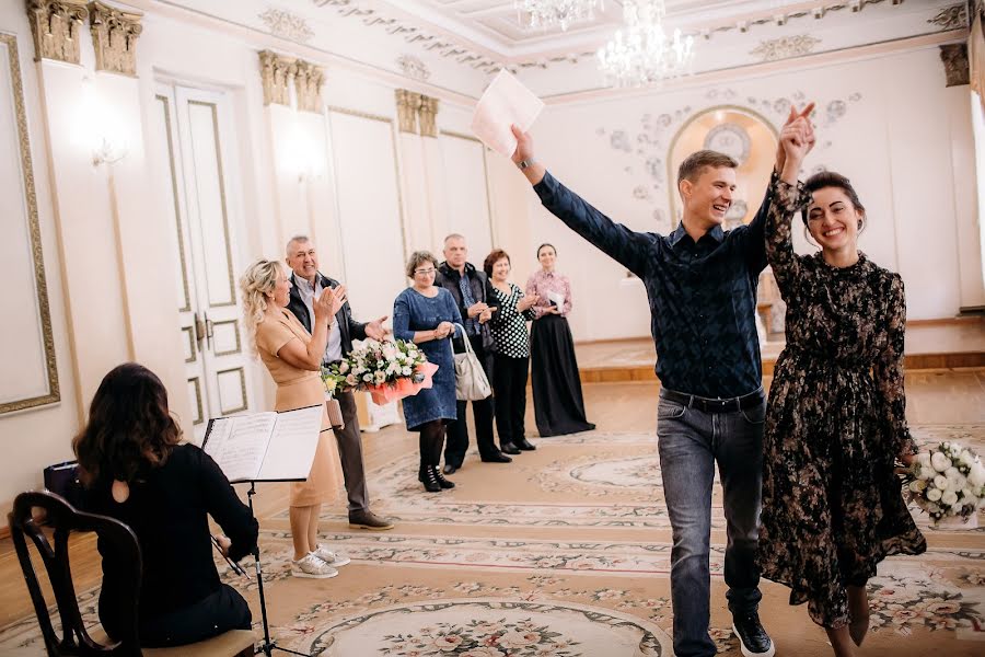 Fotógrafo de casamento Alena Maksimchuk (alenmax). Foto de 12 de novembro 2019