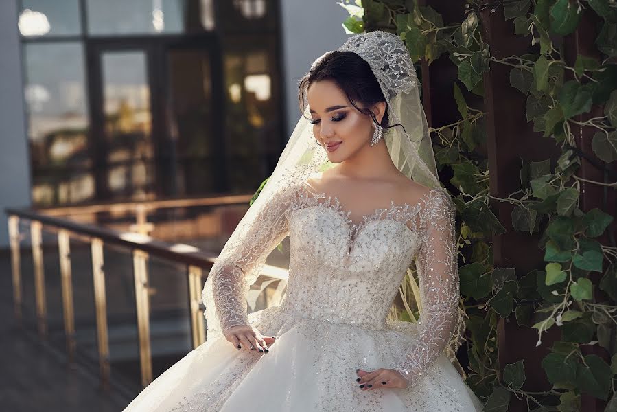 Fotógrafo de casamento Mukhit Baygaraev (oppo698). Foto de 17 de janeiro 2020