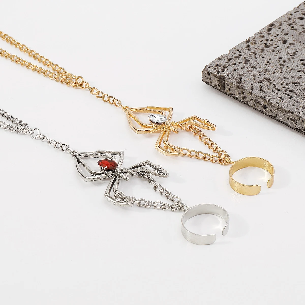 Title 19, Pulseira anel vintage exagerada feminina Design...