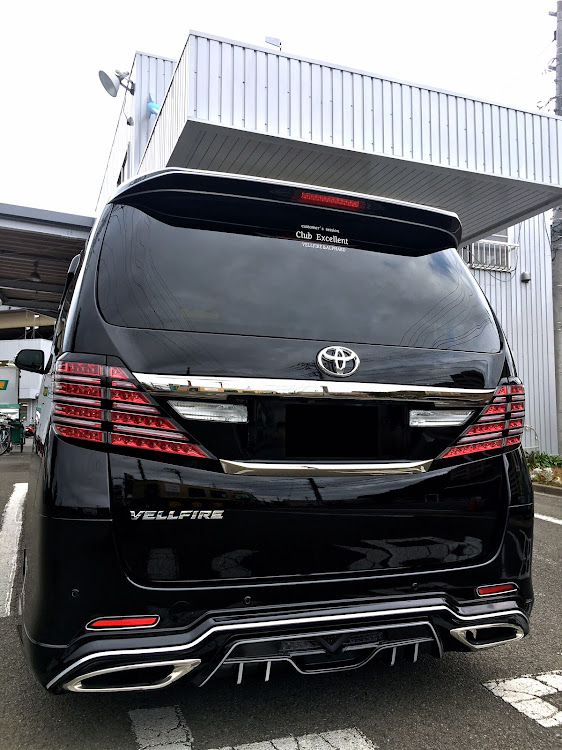 ヴェルファイアのチームステッカー・オフ会・club excellent・休日・洗車に関するカスタム事例の投稿画像1枚目