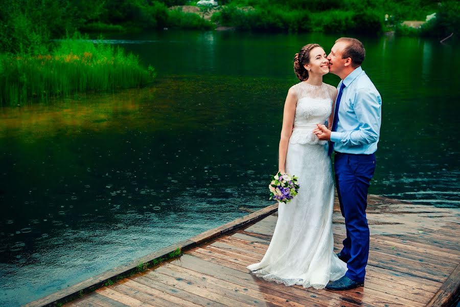 Fotografo di matrimoni Anna Putina (putina). Foto del 13 febbraio 2017