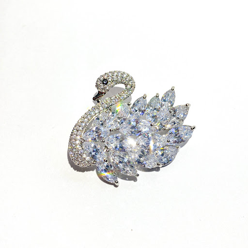 Title 7, Zircon Swan Brooch Luxury Crystal Vintage Corsa...