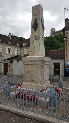 Châtel-Censoir Memoire