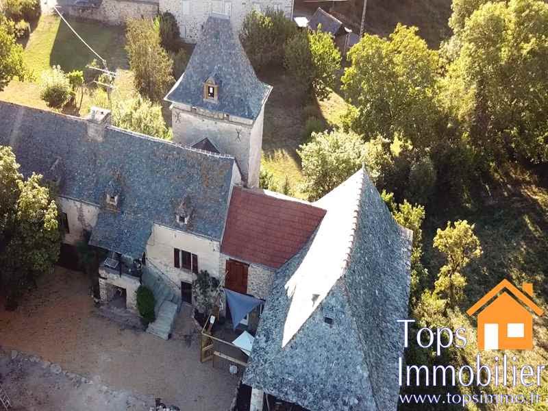 Vente propriété 10 pièces 400 m² à Villefranche-de-Rouergue (12200), 449 000 €