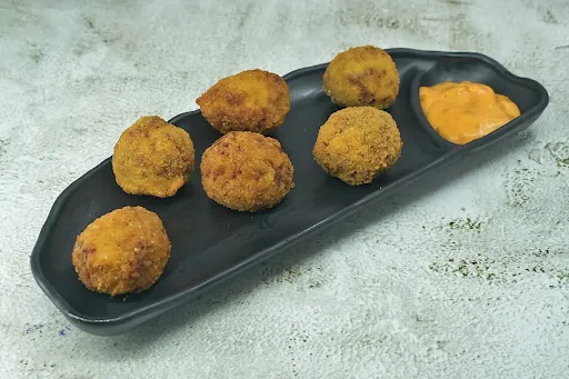 Chicken Nuggets [6 Pieces] With Dip