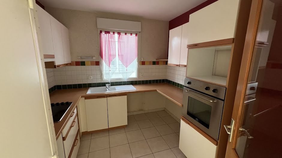 Vente appartement 4 pièces 74 m² à Liffré (35340), 215 250 €