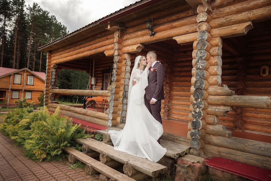 Fotografo di matrimoni Kseniya Didenko (didenkoxenia). Foto del 26 aprile 2021