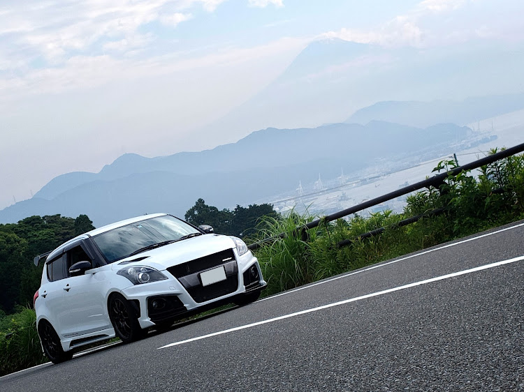 スイフトスポーツの7th heavenの堕天使・JPF clean project・今日もキッチリ予約・女性９割のお店に関するカスタム事例の投稿画像1枚目