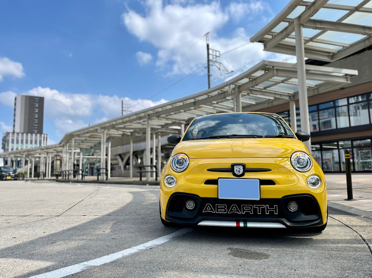 アバルト・595 （ハッチバック）の台風に気をつけて下さい・アバルト595コンペティツィオーネ・秋の気配・台風14号に関するカスタム事例の投稿画像1枚目