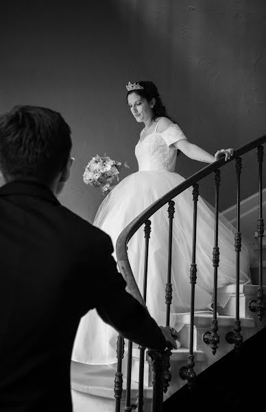 Wedding photographer Lana Douling (lanadowling). Photo of 23 April 2022