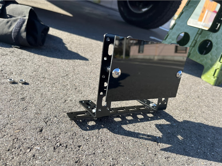ハイラックスのhilux・ハイラックス女子・DIY・レーダー移設・グリル交換に関するカスタム事例の投稿画像1枚目