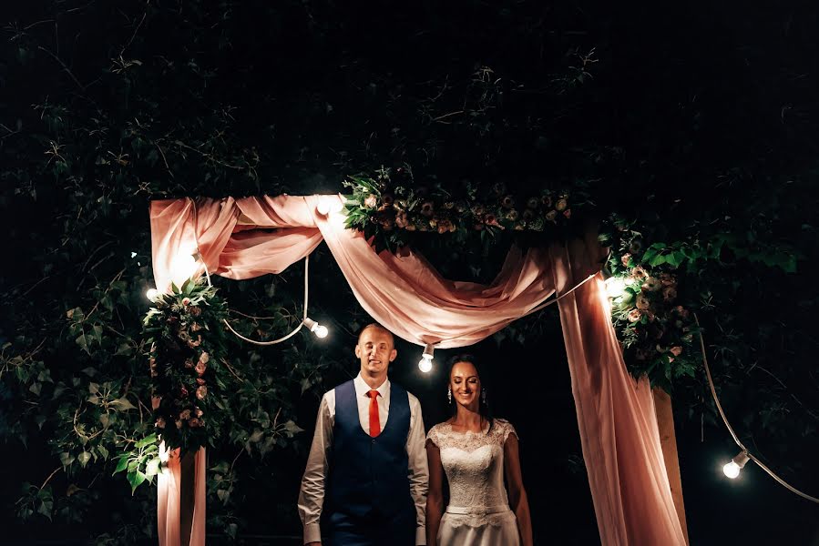 Vestuvių fotografas Maksim Chernyy (blackmax). Nuotrauka 2018 spalio 3