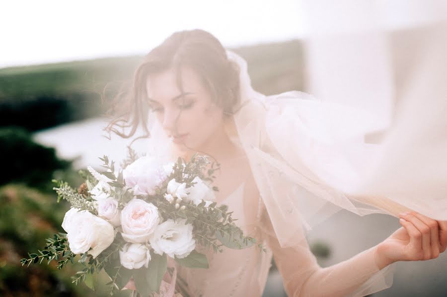 Fotógrafo de casamento Sergey Savchenko (sgsavchenko). Foto de 2 de julho 2016