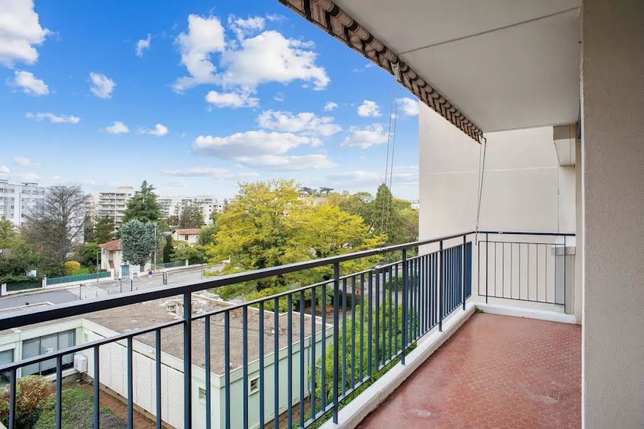 Vente appartement 5 pièces 103.5 m² à Sainte-Foy-lès-Lyon (69110), 350 000 €