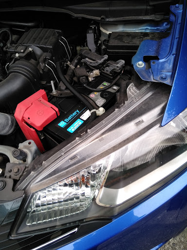 Cr Z Zf1のフィット バッテリー交換 みどりデカ牛乳に関するカスタム メンテナンスの投稿画像 車のカスタム情報はcartune