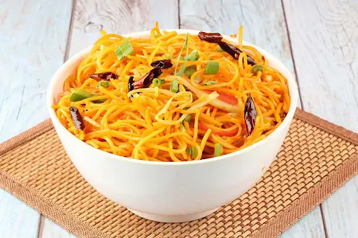 Veg Chilly Garlic Noodles