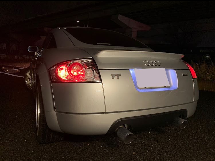 TT クーペのマフラー交換に関するカスタム事例の投稿画像1枚目