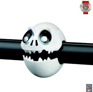 Фонарик 320240 Skull light с брелокомфонариком дизайн Череп Crazy Stuff за 835 руб.