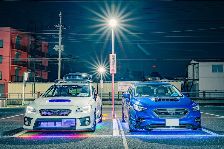 レヴォーグのレヴォーグ乗りと仲良くなりたい・スバル乗りと繋がりたい・パチGLOW・lowglow・ナイトオフに関するカスタム事例の投稿画像2枚目