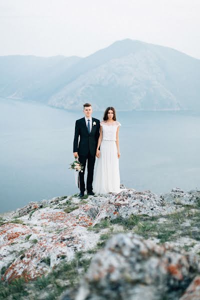 Fotógrafo de casamento Mikhail Toropov (ttlstudio). Foto de 1 de setembro 2016