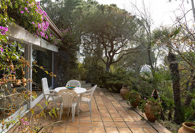 House with garden and terrace 4