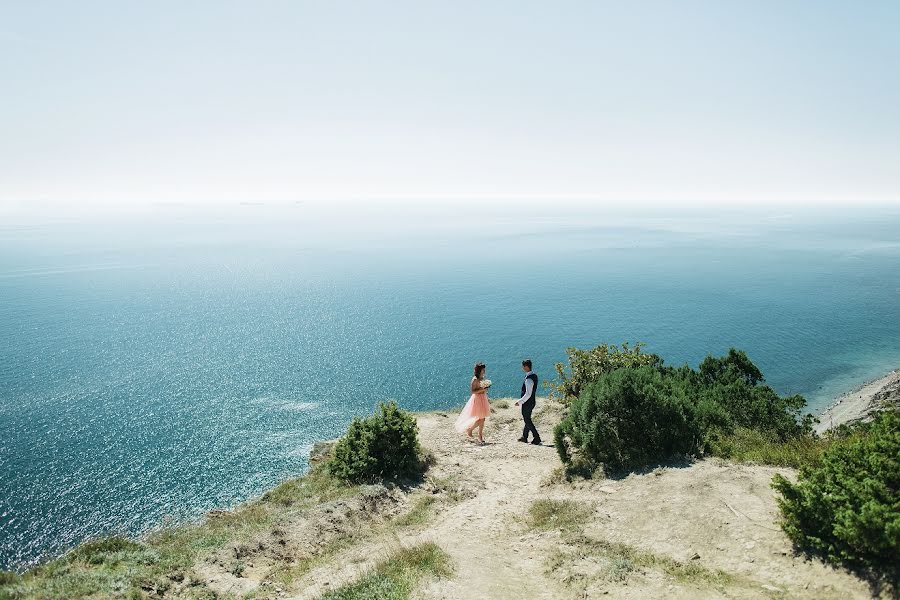 Wedding photographer Roman Levinski (levinsky). Photo of 28 November 2018