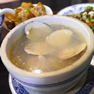 牛肉麵．雞湯