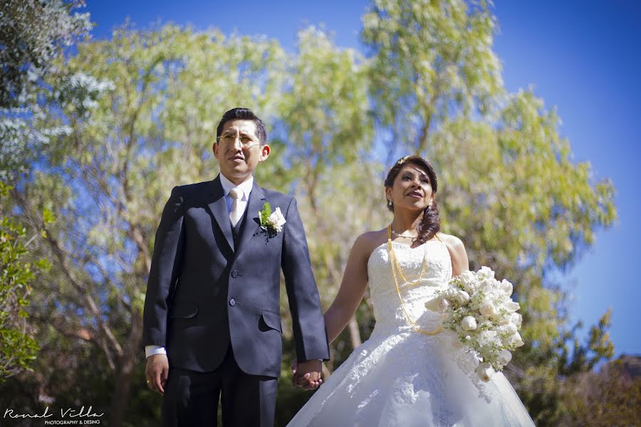 Fotógrafo de casamento Ronal Villanueva (ronalvilla). Foto de 14 de fevereiro 2019