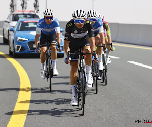 Balen voor Philipsen: 19-jarige jongeling rondt heel straf ploegenwerk af en boekt primeur in UAE Tour