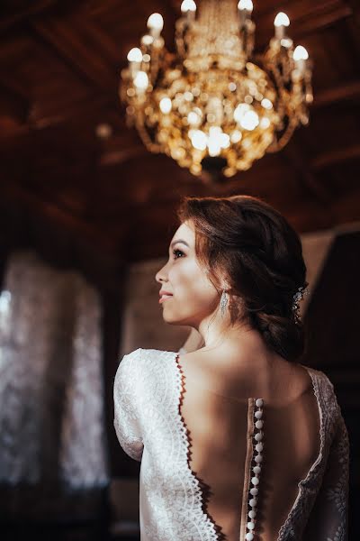 Fotógrafo de casamento Irina Selezneva (remeslove). Foto de 4 de dezembro 2023