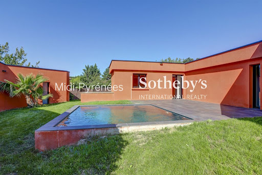 Maison avec piscine et terrasse 5