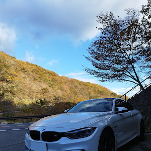 M4 クーペ F82