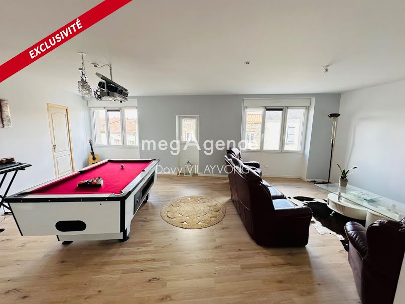 Vente maison 8 pièces 160 m² à La Chapelle-du-Genêt (49600), 262 900 €