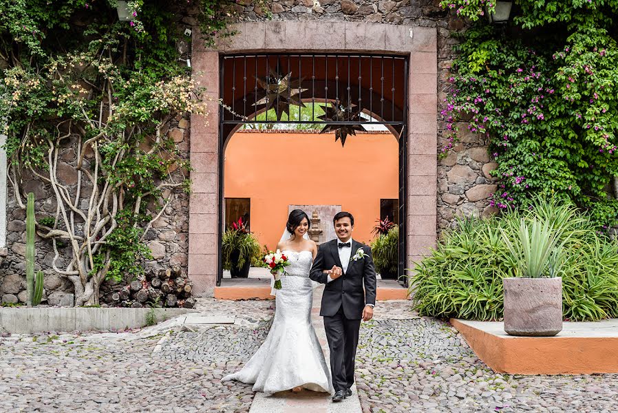 Fotografo di matrimoni Hugo Olivares (hugoolivaresfoto). Foto del 30 novembre 2019